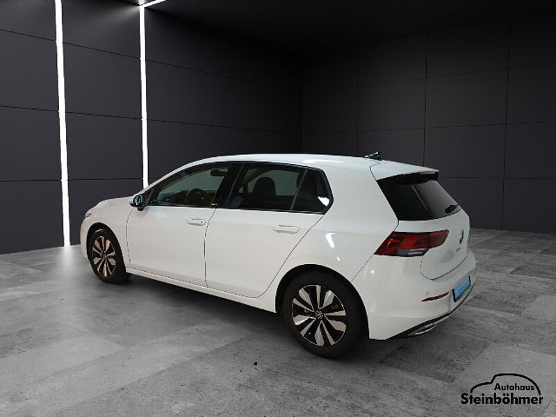 Volkswagen Golf MOVE 1.5TSI Navi LED ACC SHZ Light Assist