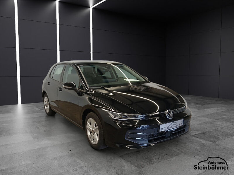 Volkswagen Golf Facelift Life 1.5TSI LED NAV AHK ACC AppCon