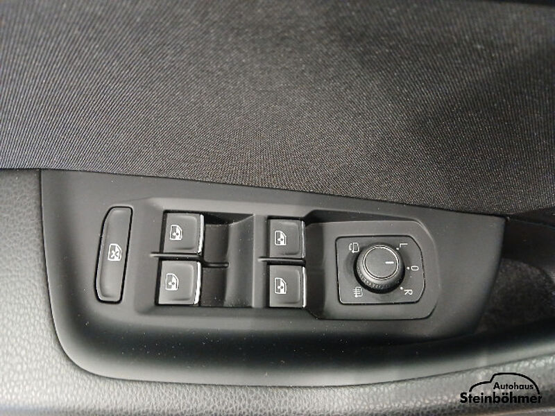Volkswagen Passat Variant GTE 1.4TSI DSG LED NAV AHK ACC