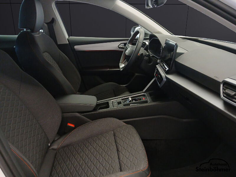 SEAT Leon FR-Line 1.4 TSI eHybrid DSG LED NAV SHZ
