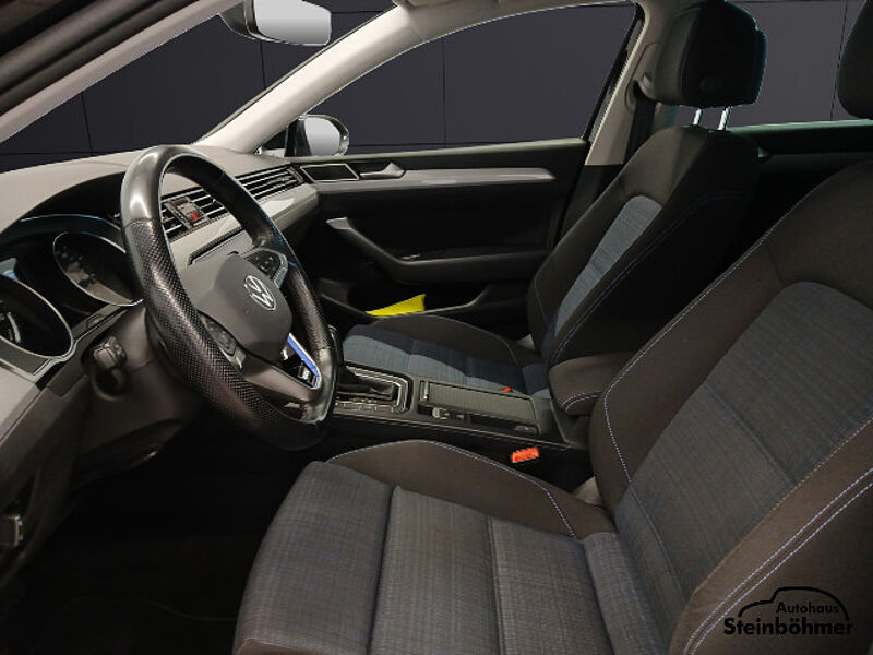 Volkswagen Passat Variant GTE 1.4TSI DSG LED NAV AHK SHZ