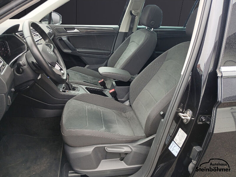 Volkswagen Tiguan Elegance 1.5TSI DSG Navi AHK Pano IQLight