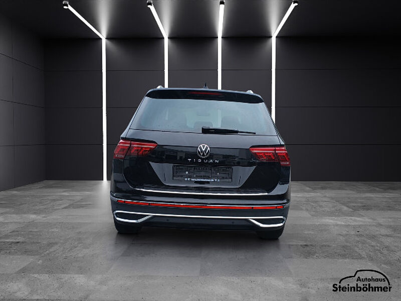 Volkswagen Tiguan Elegance 1.5TSI DSG Navi AHK Pano IQLight
