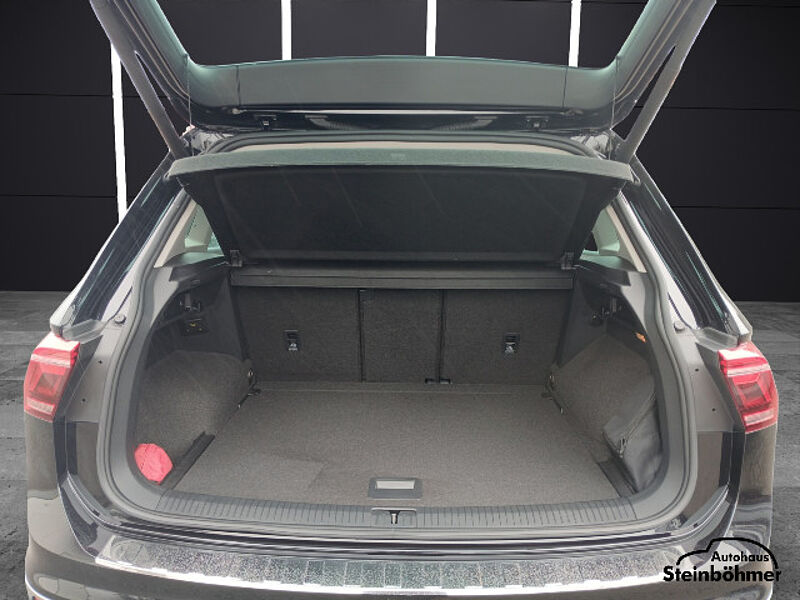 Volkswagen Tiguan Elegance 1.5TSI DSG Navi AHK Pano IQLight