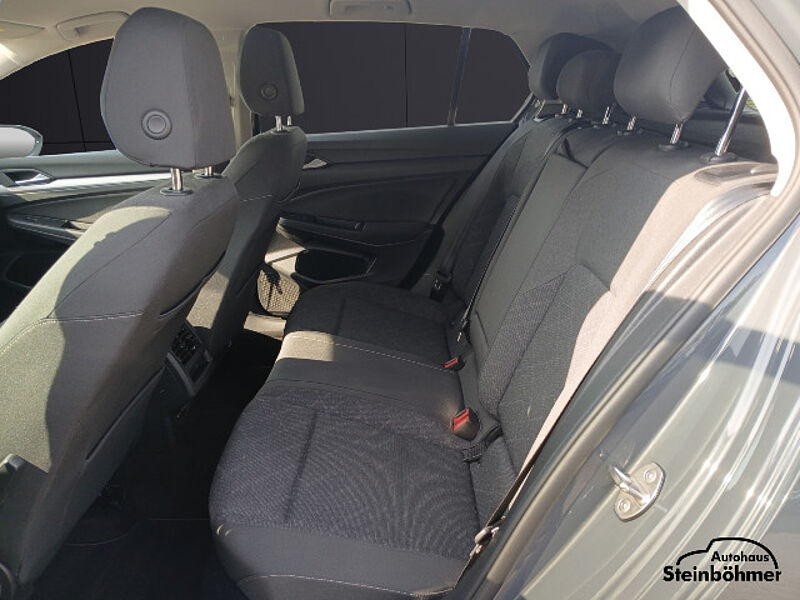 Volkswagen Golf Life 1.5 TSI Navi APP ACC