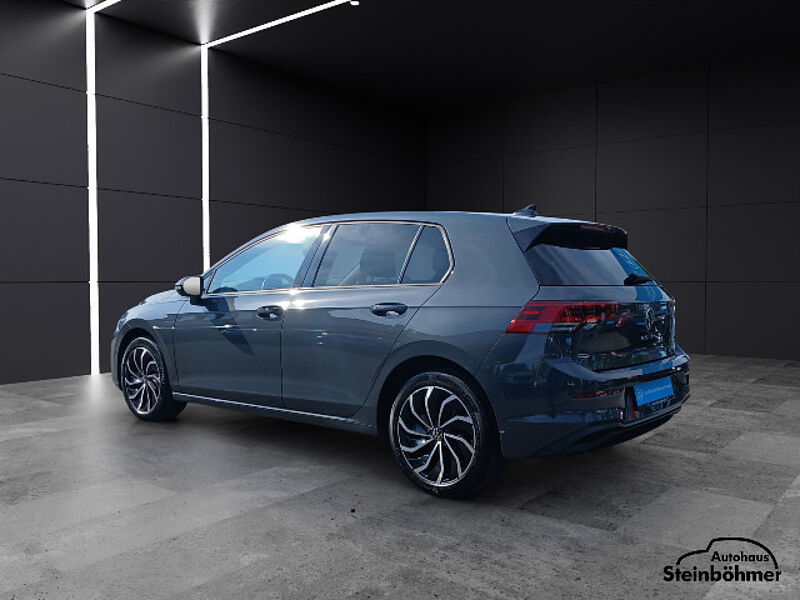 Volkswagen Golf Life 1.5 TSI Navi APP ACC