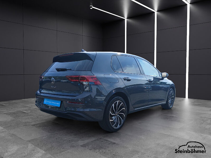 Volkswagen Golf Life 1.5 TSI Navi APP ACC