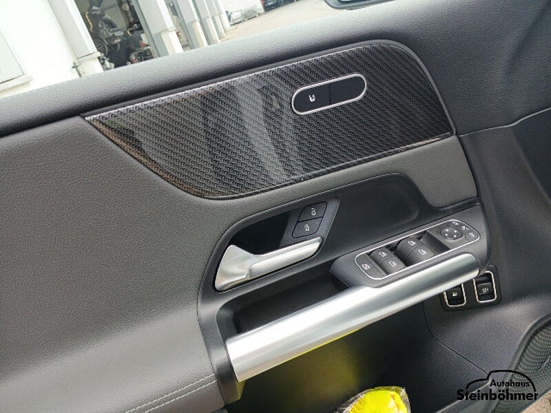 Mercedes-Benz B 250 e AMG Line Leder Navi AHK