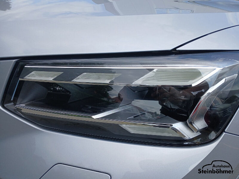 Audi Q2 30 1.0TFSI advanced Panorama Matrix LED
