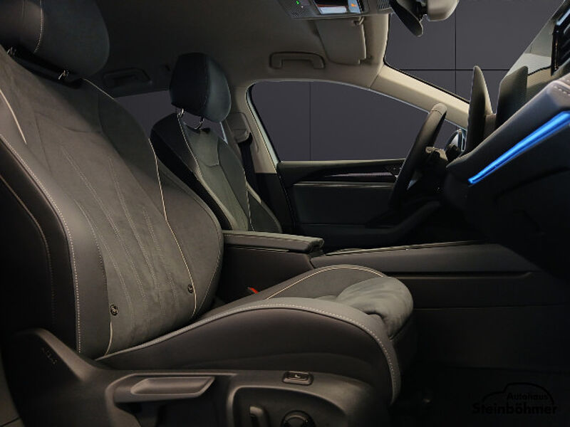 Volkswagen Passat Business 1.5eTSI DSG LED NAV AHK ACC