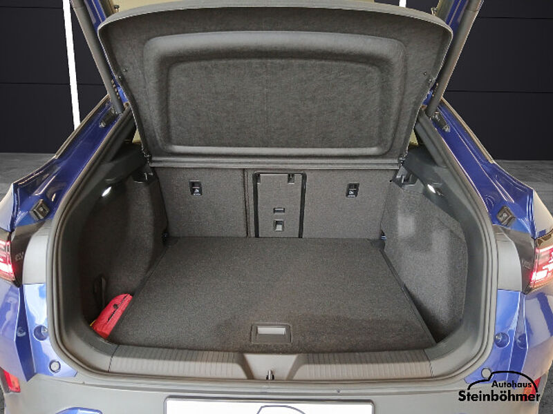 Volkswagen ID.5 Pro Move IQ. Light NAV AHK AreaView