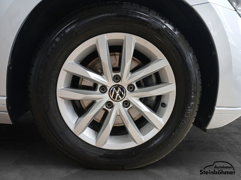 Volkswagen Passat Variant Business 2.0TDI DSG Navi LED AHK