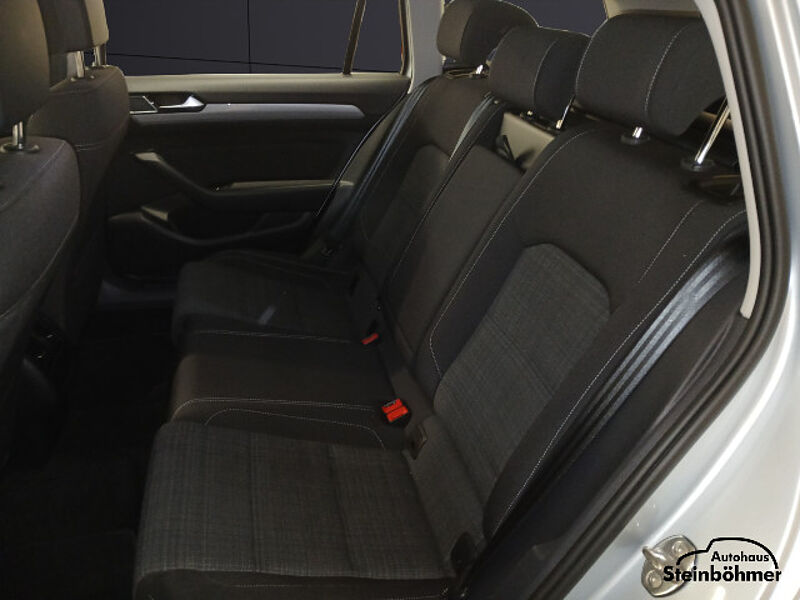 Volkswagen Passat Variant Business 2.0TDI DSG Navi LED AHK