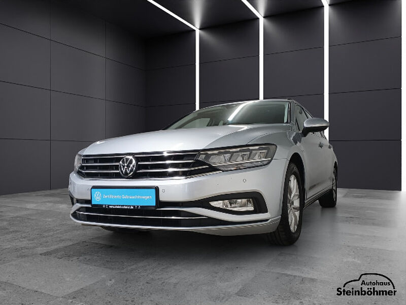 Volkswagen Passat Variant Business 2.0TDI DSG Navi LED AHK