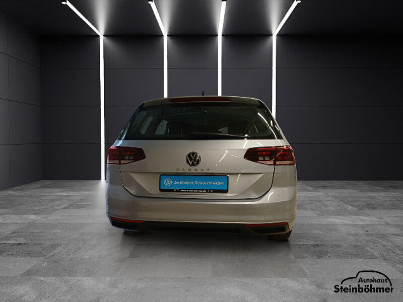 Volkswagen Passat Variant Business 2.0TDI DSG Navi LED AHK