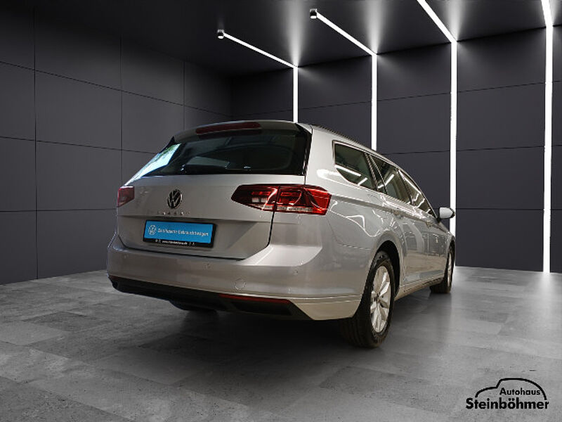 Volkswagen Passat Variant Business 2.0TDI DSG Navi LED AHK