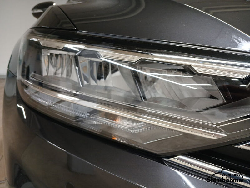 Volkswagen Passat Variant GTE 1.4TSI Navi AHK ACC Sitzhzg.