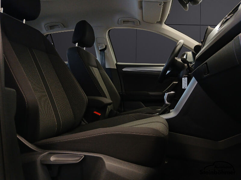 Volkswagen T-Roc Life 1.5 TSI NAVI AppCon LED AHK