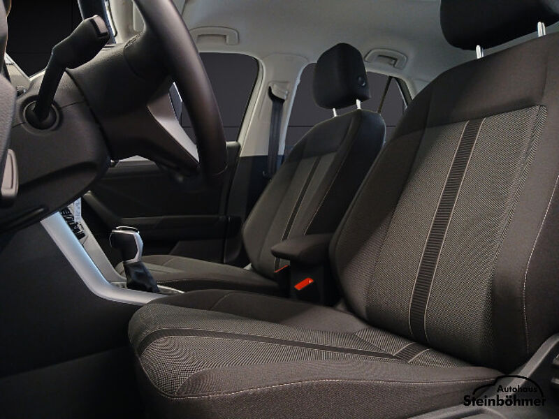 Volkswagen T-Roc Life 1.5 TSI NAVI AppCon LED AHK