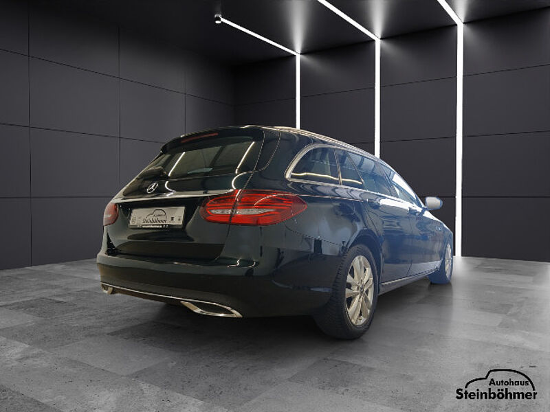 Mercedes-Benz C 180 T Avantgarde LED NAV RFK ParkAssist