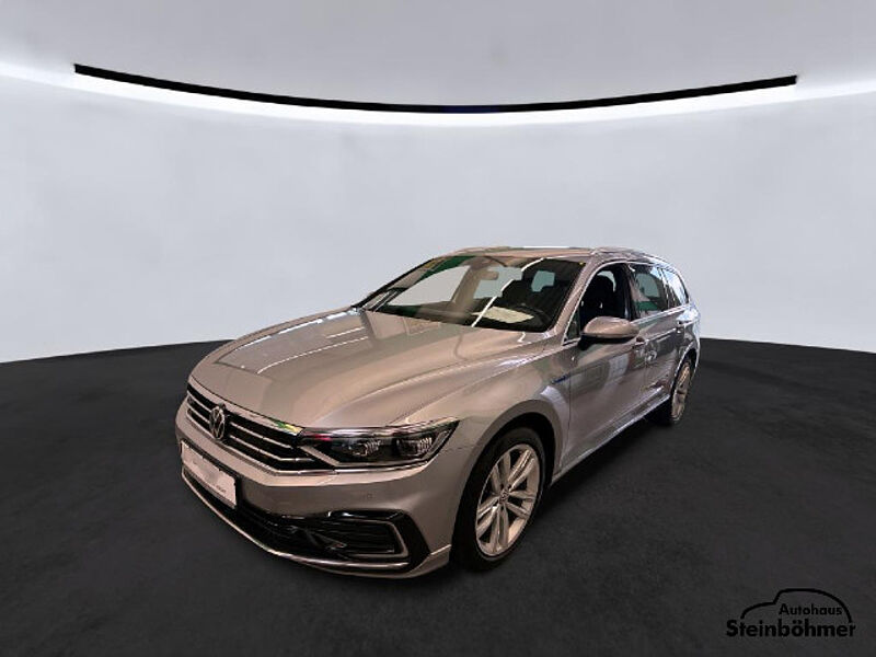 Volkswagen Passat Variant GTE 1.4 TSI DSG Rear View ACC IQ.