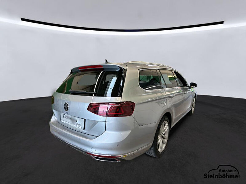 Volkswagen Passat Variant GTE 1.4 TSI DSG Rear View ACC IQ.