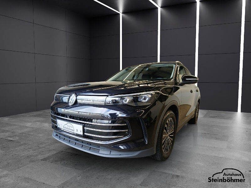 Volkswagen Tiguan Elegance 1.5eTSI DSG IQ. Light NAV AHK ACC