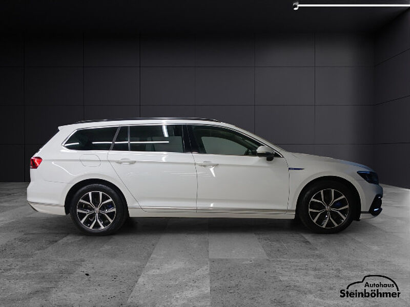 Volkswagen Passat Variant GTE Navi Pano Dig. Cockpit Keyless