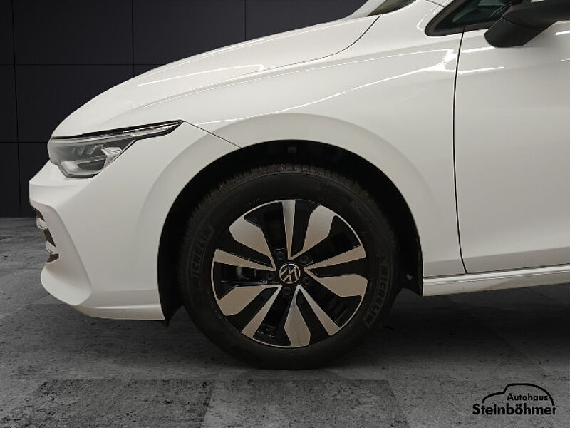 Volkswagen Golf GOAL 1.5TSI LED Plus NAV AHK SHZ SideAssist