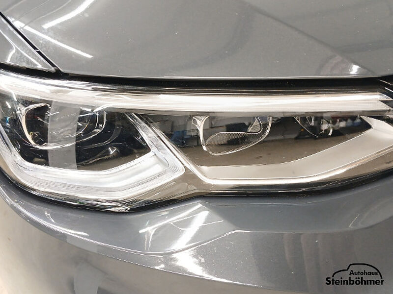 Volkswagen Golf Style 2.0TDI DSG Navi LED 18Zoll Sport ACC