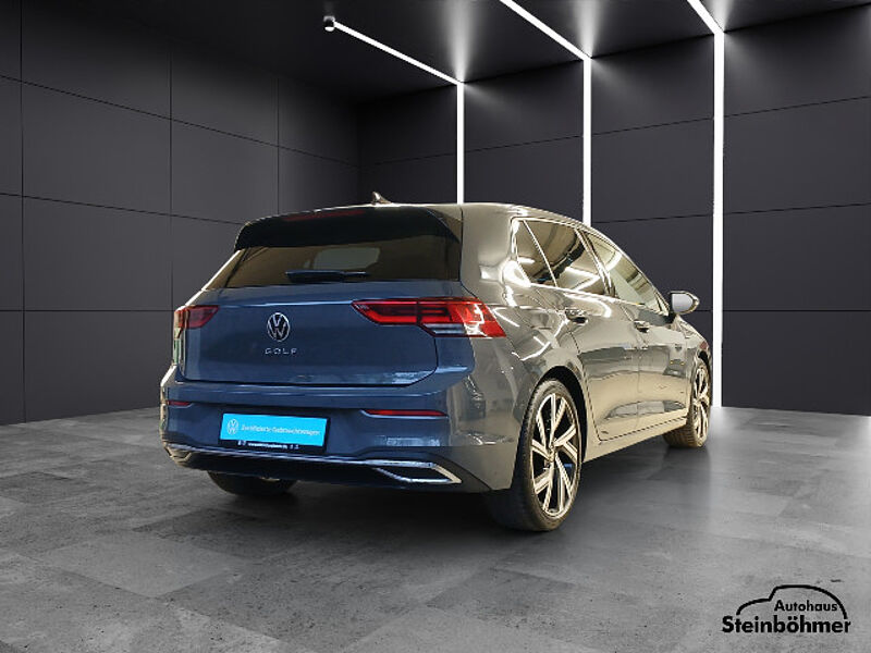 Volkswagen Golf Style 2.0TDI DSG Navi LED 18Zoll Sport ACC