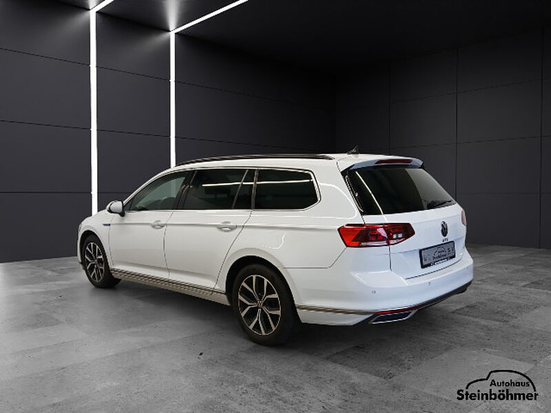 Volkswagen Passat Variant GTE 1.4TSI DSG LED NAV ACC SHZ