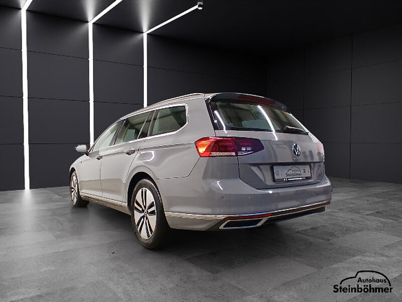 Volkswagen Passat Variant GTE 1.4TSI DSG LED NAV AHK ACC