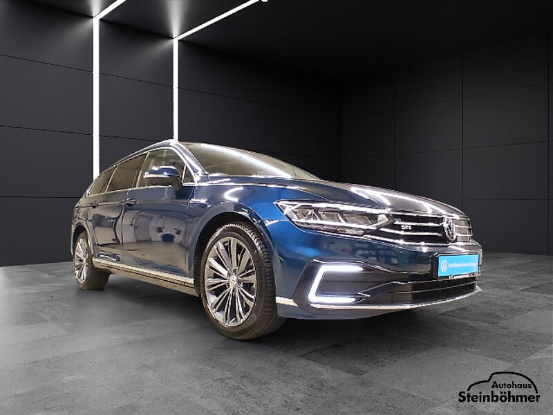 Volkswagen Passat Variant GTE Navi Pano Leder R-Line-DCC