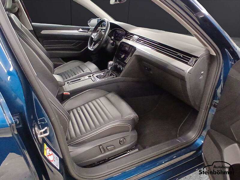 Volkswagen Passat Variant GTE Navi Pano Leder R-Line-DCC