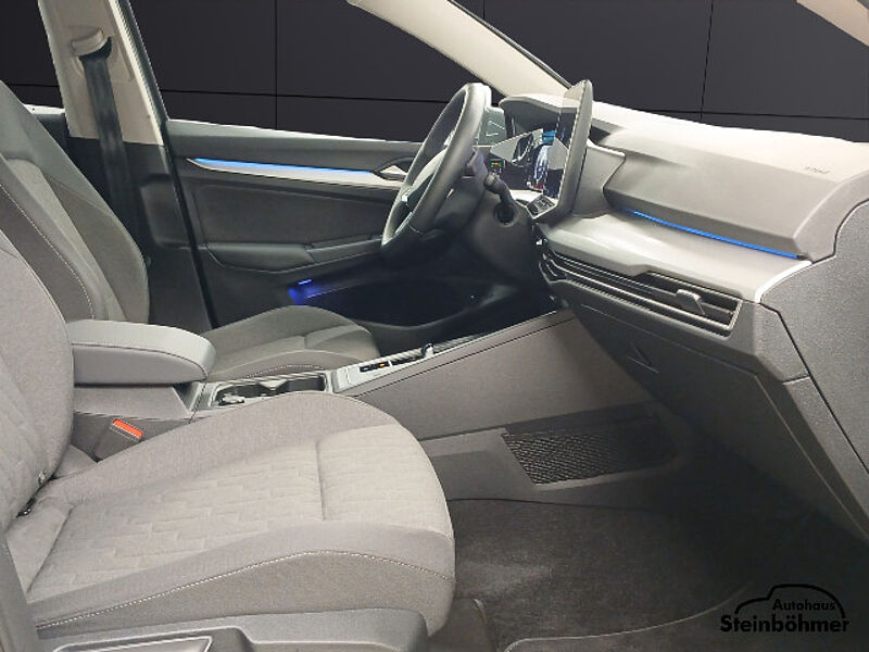 Volkswagen Golf Variant Life 1.5eTSI DSG Navi LED Keyless