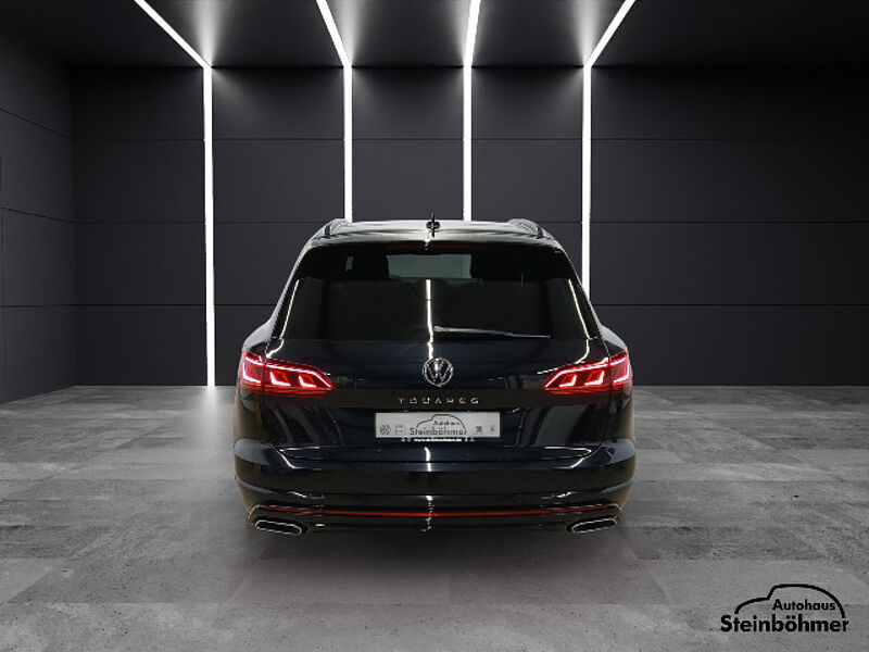 Volkswagen Touareg R-Line BlackStyle 3.0TDI 4M IQ. Light