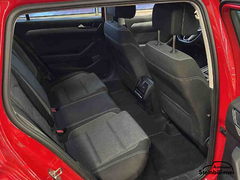 Volkswagen Passat Variant Business 2.0TDI DSG LED NAVPro