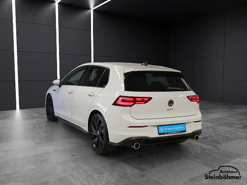 Volkswagen Golf GTI DSG Navi BlackStyle Pano RearView