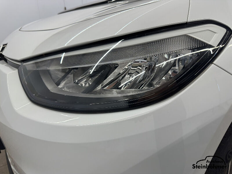Volkswagen ID.3 Pure Performance 110kW LED NAV SHZ RearView