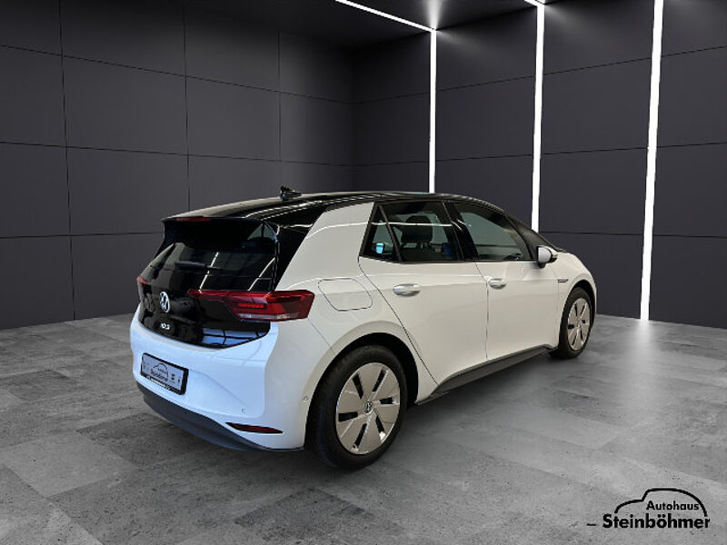 Volkswagen ID.3 Pure Performance 110kW LED NAV SHZ RearView