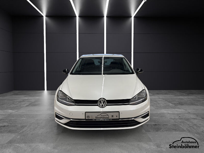 Volkswagen Golf IQ. Drive 1.0TSI NAV ACC SHZ BlindSpot