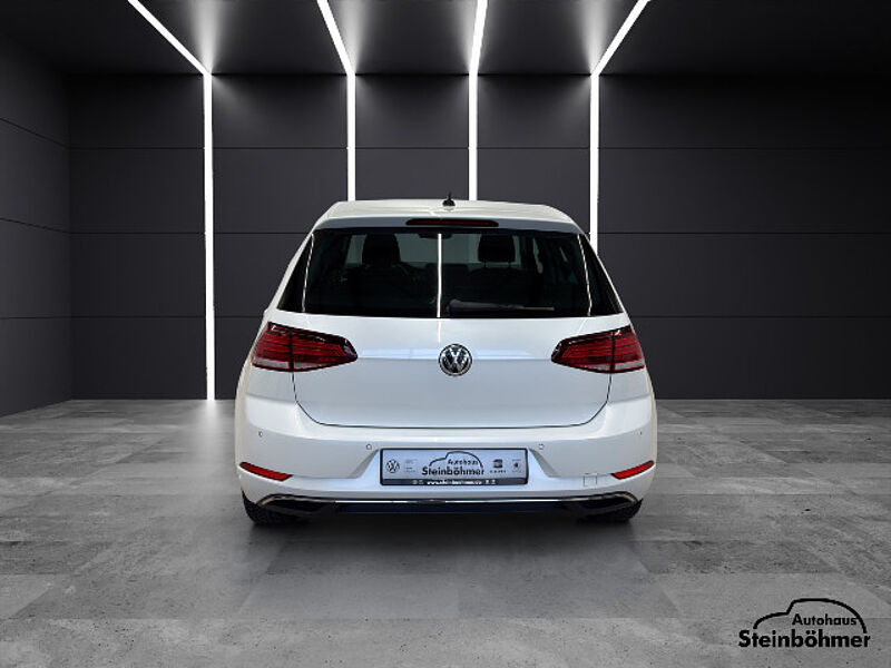 Volkswagen Golf IQ. Drive 1.0TSI NAV ACC SHZ BlindSpot