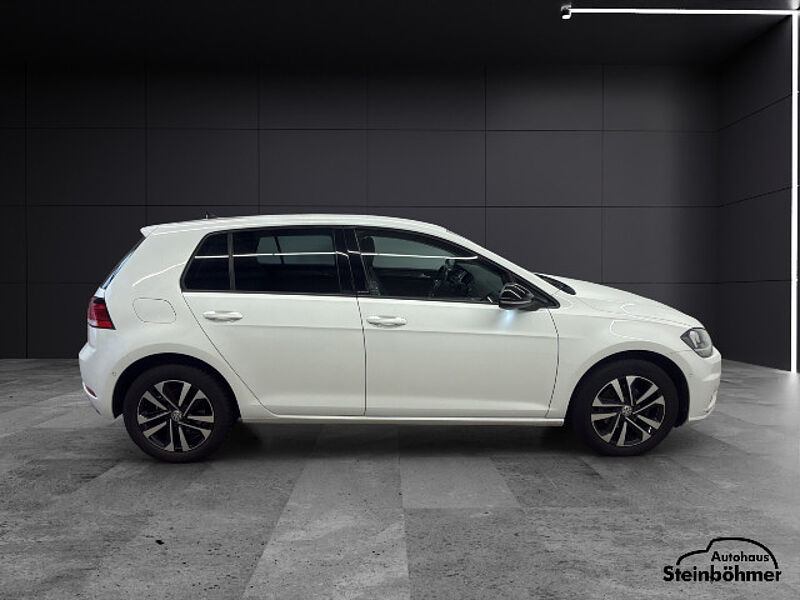 Volkswagen Golf IQ. Drive 1.0TSI NAV ACC SHZ BlindSpot
