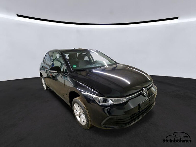 Volkswagen Golf Life 1.5 TSI LED NAV AppCon SHZ