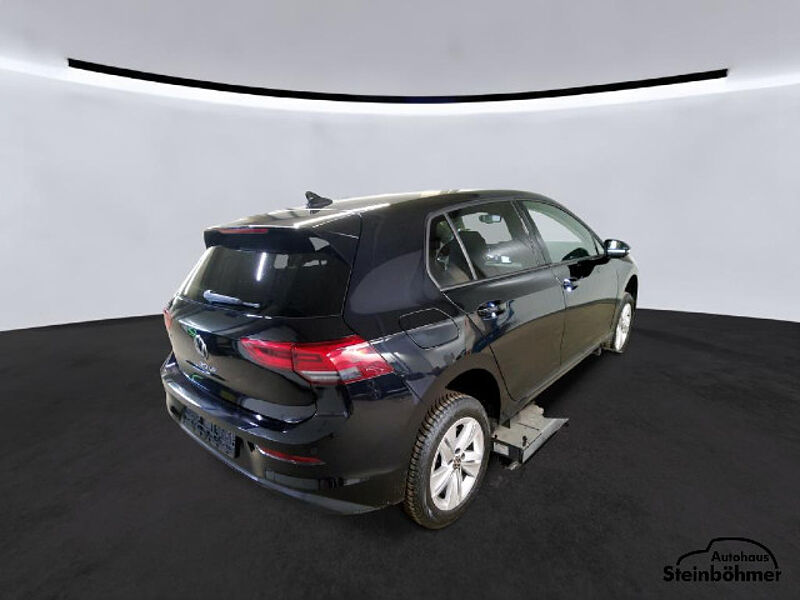 Volkswagen Golf Life 1.5 TSI LED NAV AppCon SHZ