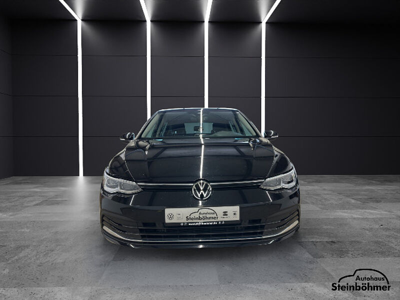 Volkswagen Golf Life 1.5TSI ACTIVE IQ. Light NAVI AppCon