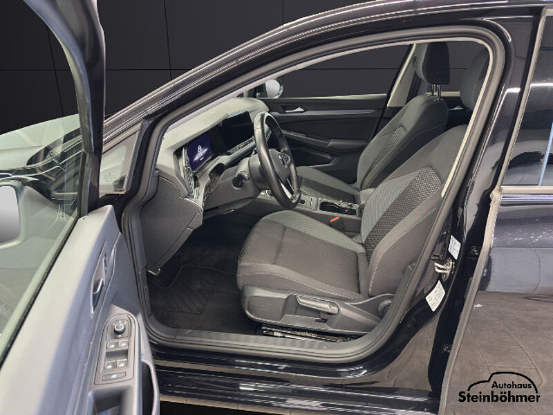 Volkswagen Golf Life 1.5TSI ACTIVE IQ. Light NAVI AppCon