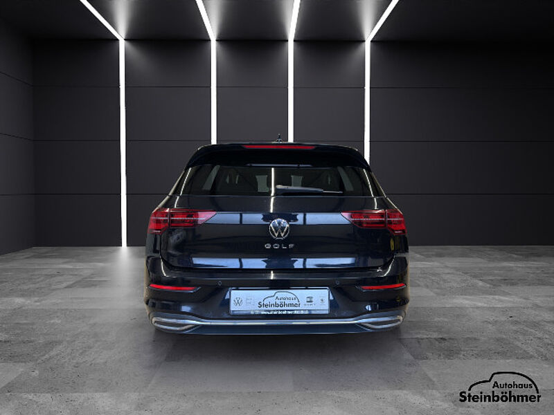 Volkswagen Golf Life 1.5TSI ACTIVE IQ. Light NAVI AppCon