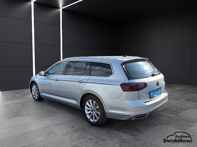 Volkswagen Passat Variant Elegance 2.0TDI DSG Navi AHK
